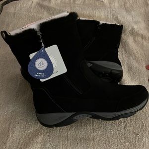 Easy Spirit Women’s Waterproof Boots Size 8